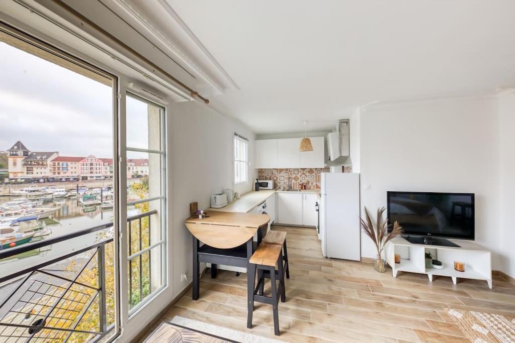 Studio Vue Direct Sur Le Port De Cergy, Parking Prive Gratuit ภายนอก รูปภาพ